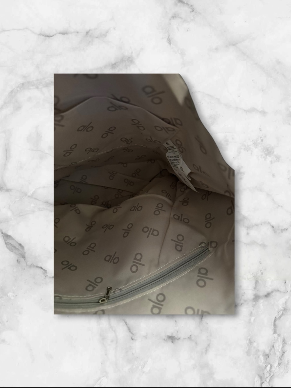 Source Unknown Black Shoulder Bag with White Alo Logo - Picture 4 of 6